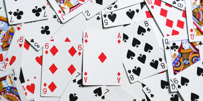 Game bài OK365 có điểm gì nổi bật?